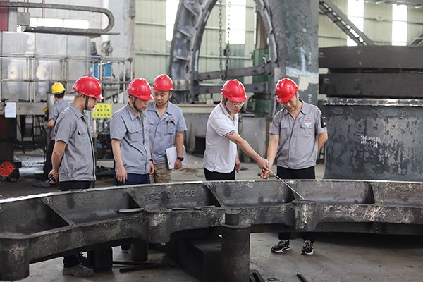 是什么導致大型鑄造加工廠家生產的大型鑄鋼件檢測難
